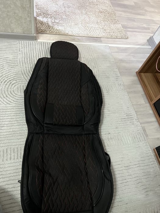 Продам универсальные чехлы на автомобиль