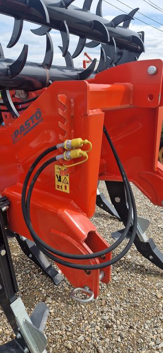 Scarificator Pasto NOU