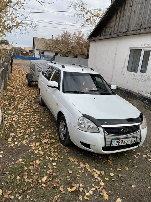 Приора с прицепом продам