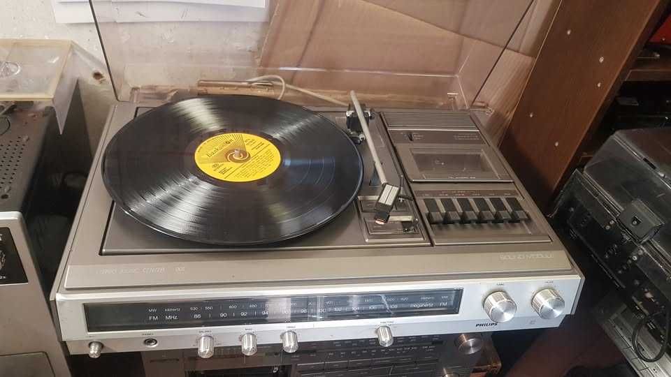 Винтидж музикална система Philips Music Center 22AH901/50