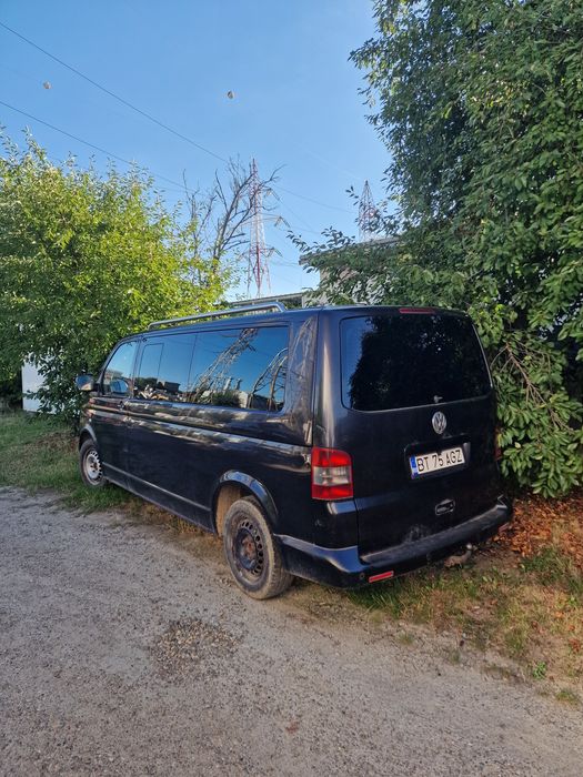Vând Volkswagen Transporter T5 2500