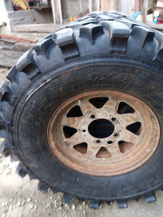 Cauciucuri offroad -suzuki samurI-+jante