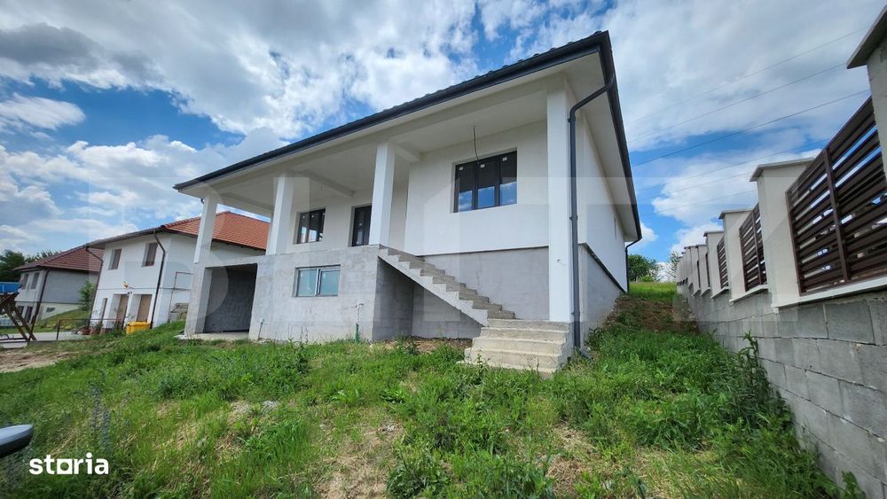 Casa pe un singur nivel, 180 mp, zona Nazna