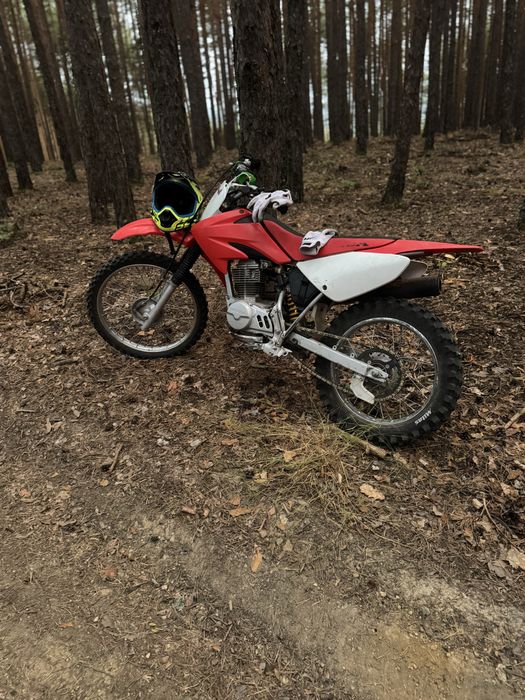 Продавам honda crf 150