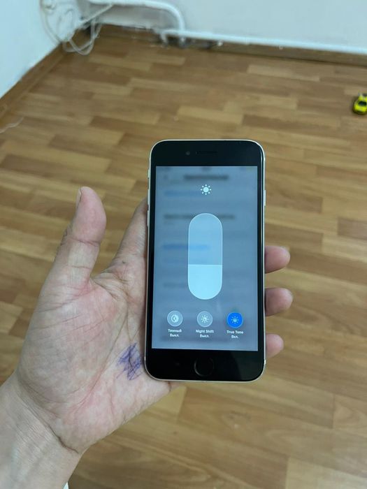 Айфон SE 64гб 75%