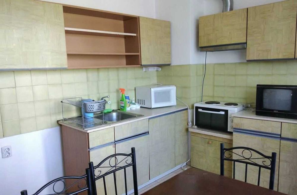 Дава се под наем Двустаен апартамент в Бургас, Меден рудник - зона А - 47 кв.м за 115 € - Снимка #2