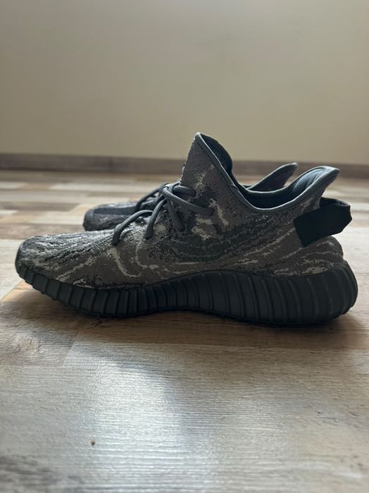 Adidas yeezy обувки