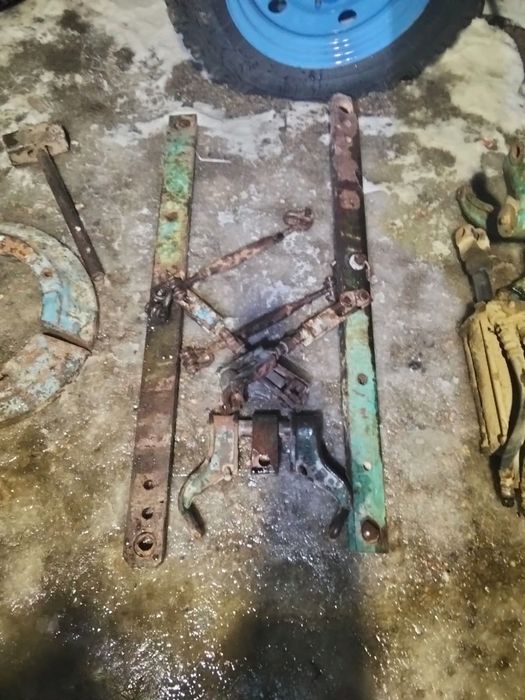 Продам,задняя навестка Т-40