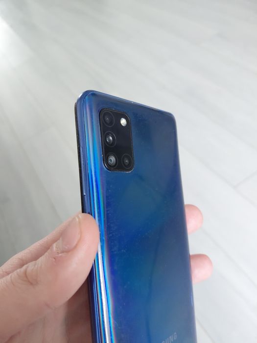 Продам Samsung Galaxy A31