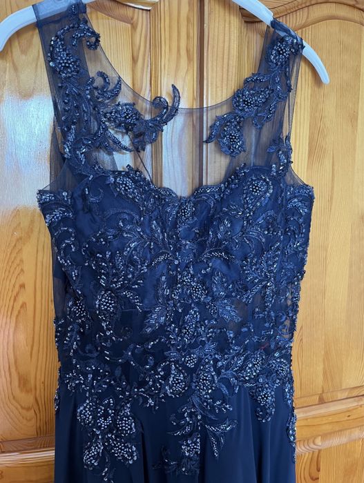 Абитуриентска рокля