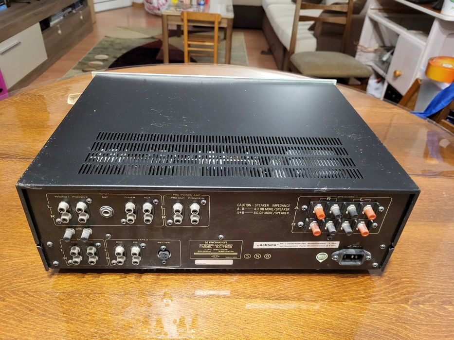 Усилвател Pioneer SA-7500