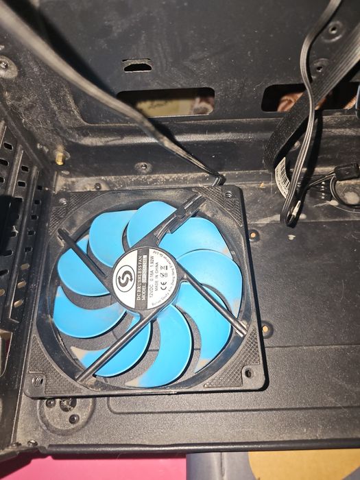 Aerocool компьютерный корпус