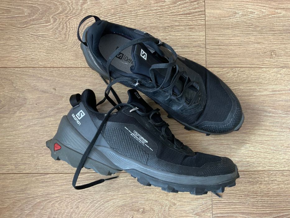 Salomon gore-tex-оригинални маратонки 42 размер