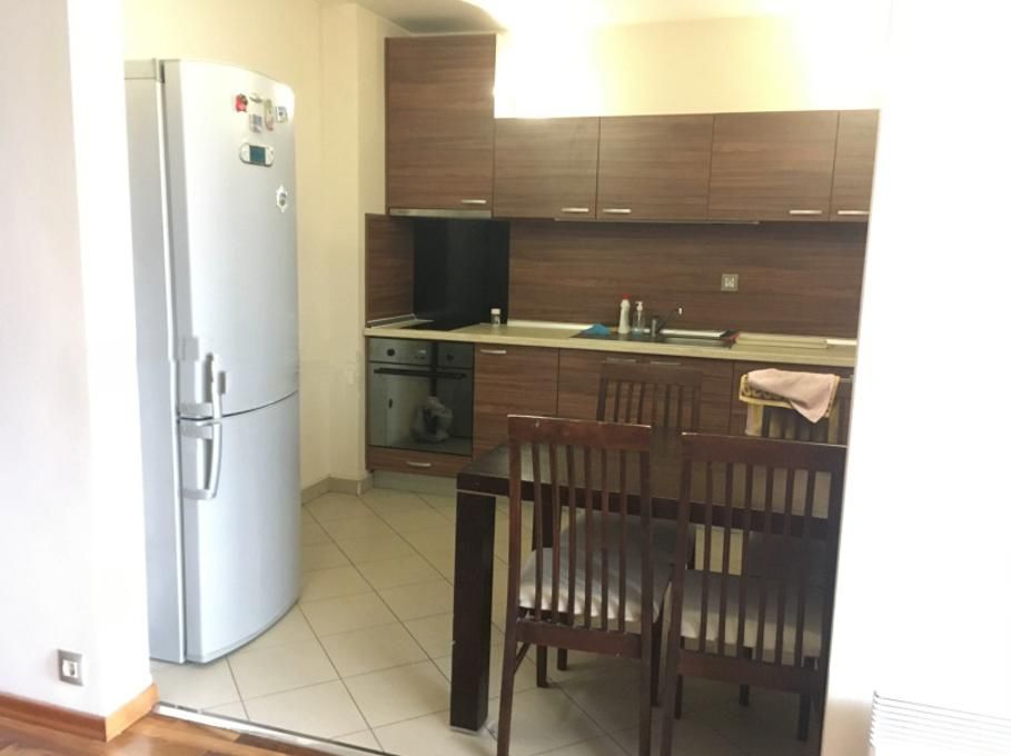 Дава се под наем Тристаен апартамент в София, Зона Б-19 - 85 кв.м за 766 € - Снимка #2