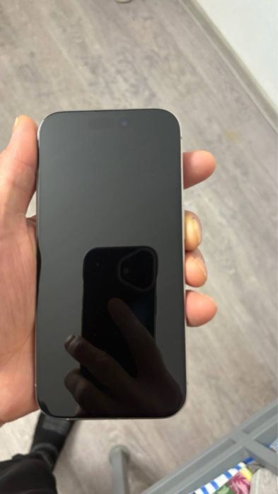 продам Iphone 15 pro 128