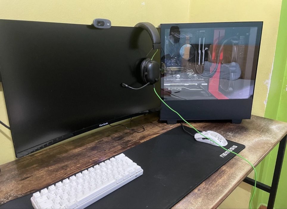 gaming computer