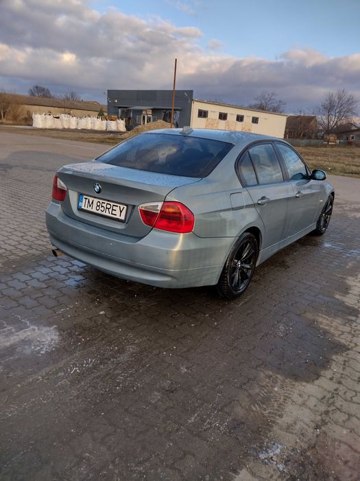 Vând Bmw 320d e90