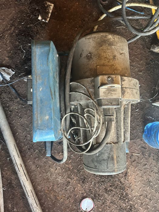 Продавам Агрегат 380/220 V на 36 V