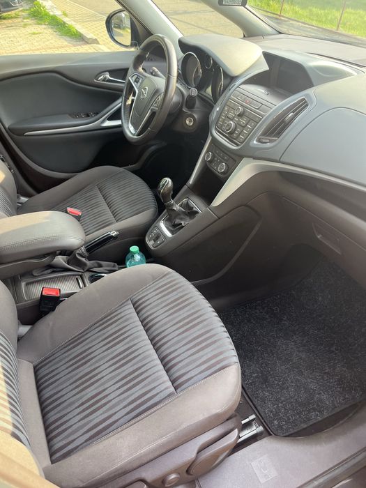 Opel Zafira 2013 Euro6, Stare Ft Buna