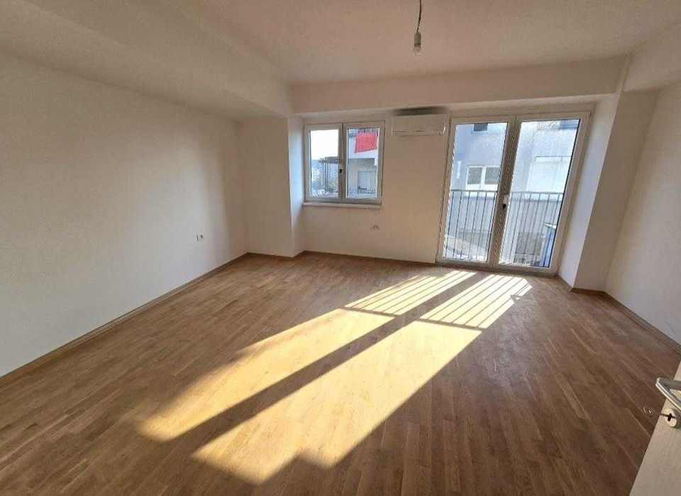 Дава се под наем Мезонет в Пловдив, Гагарин - 87 кв.м за 260.1 € - Снимка #8