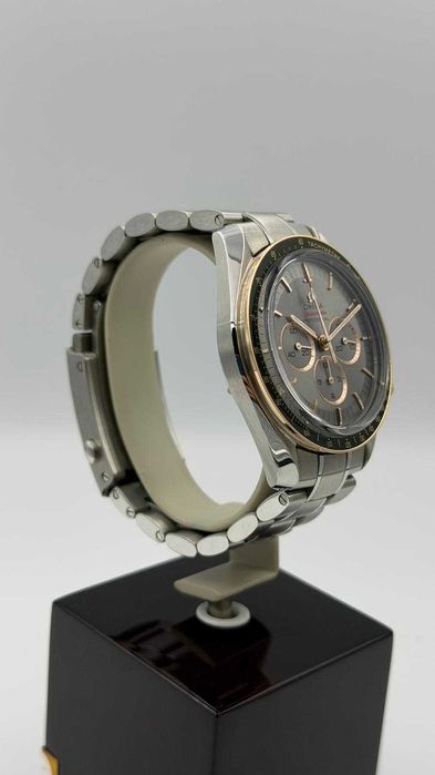 Omega Referință: 52220423006001, 42 mm, oțel, 2021, 7500€.
