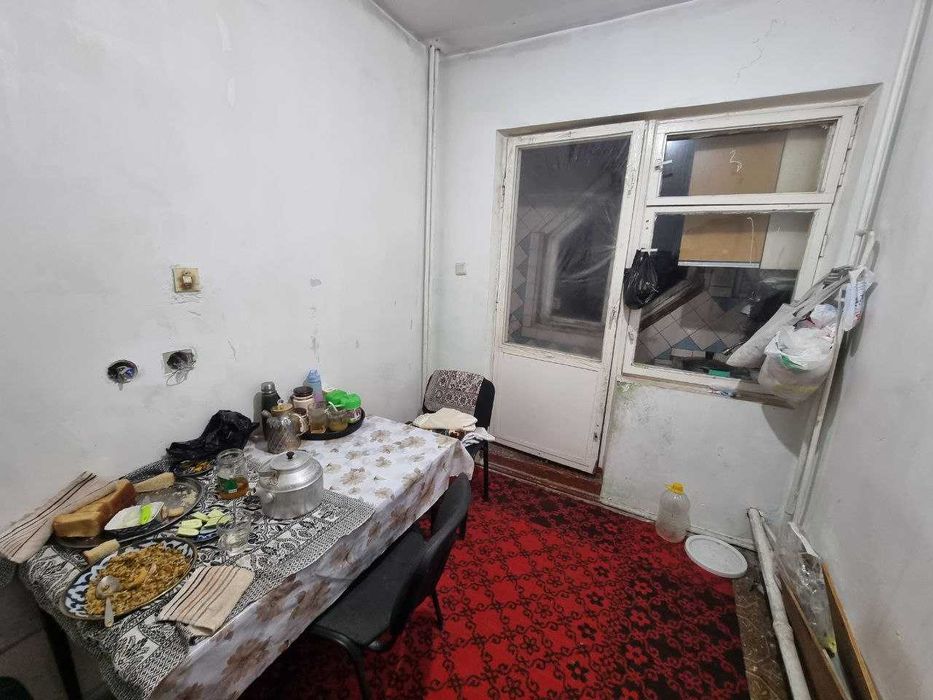 Продается квартира в Центре Ганга, Себзар. uy sotiladi sebzor ID: 38К