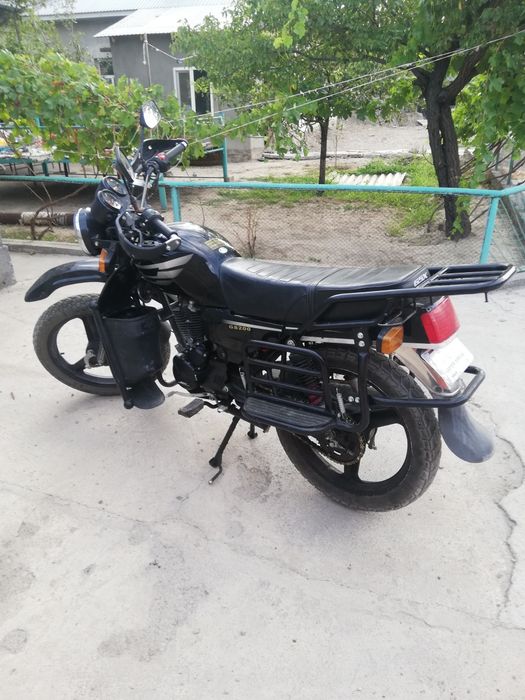 Мотоцикл GSX сузуки