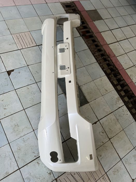 Бампер Ланд Крузер 200