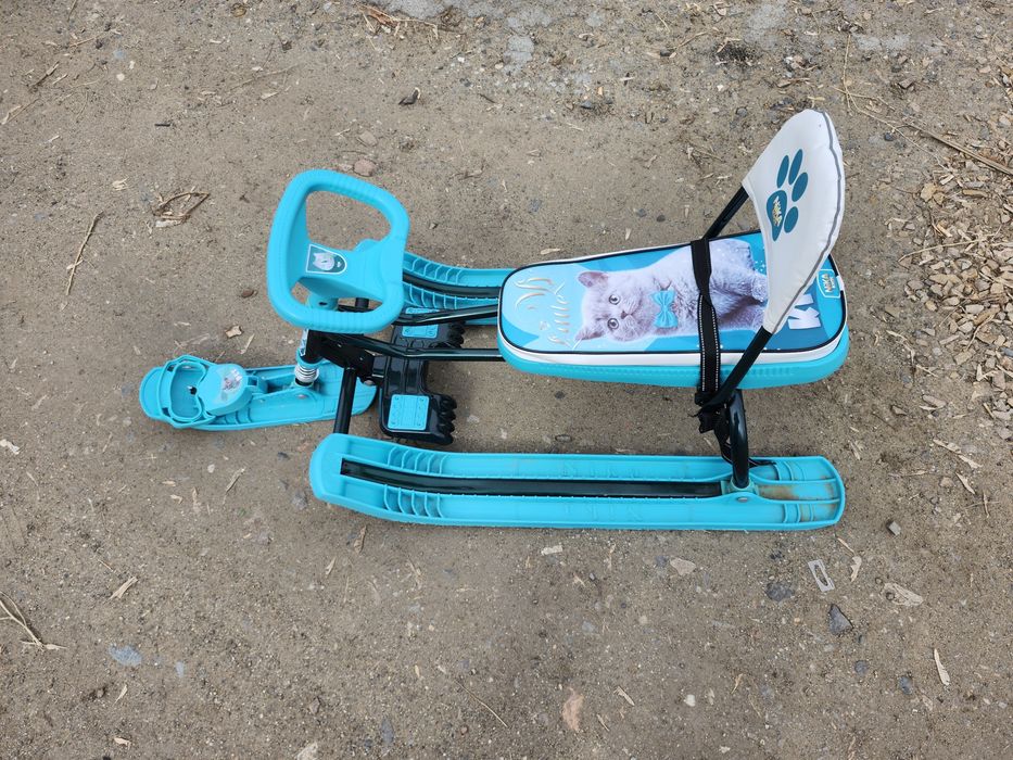 Продам детский снегокат