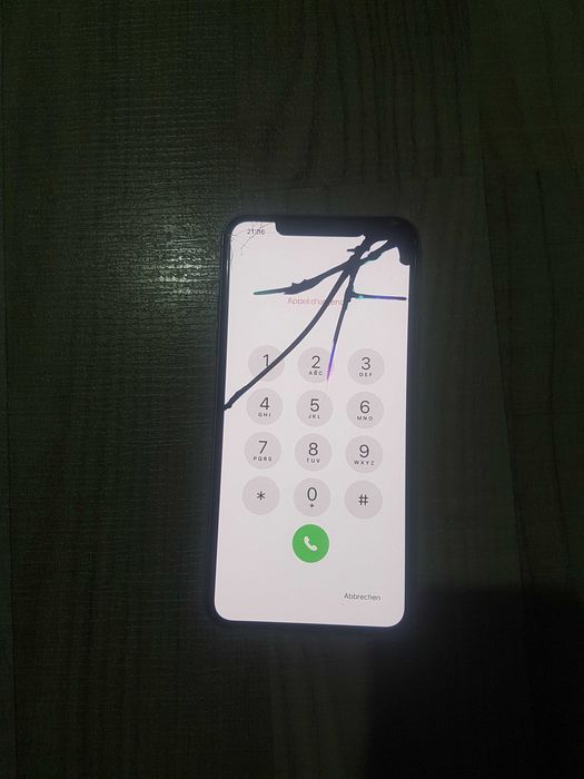 Телефони за части