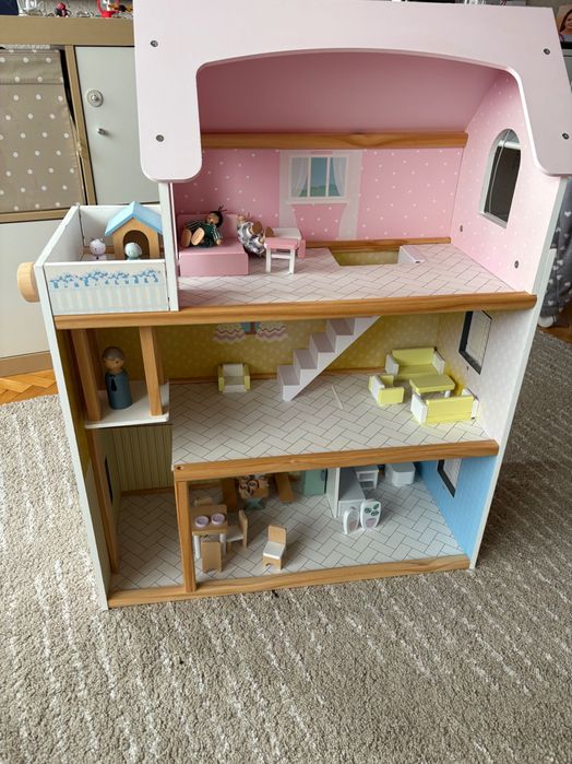 Детска къща за кукли