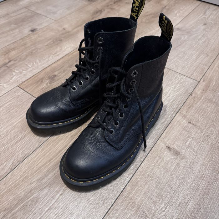 Bocanci unisex Dr. Martens Pascal 1460