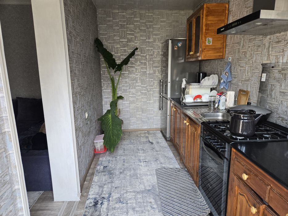 Продаётся участок площадью 4.0 сотки.