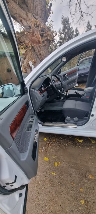 Gentra 2014, metan4,polni radnoy,70000km