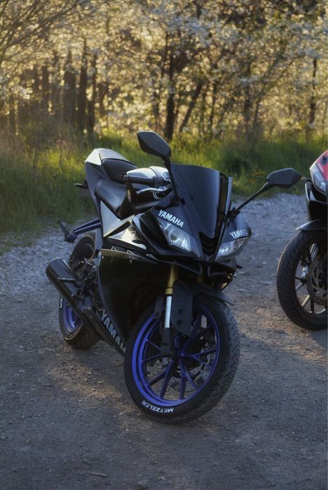 Yamaha yzf r125 2016