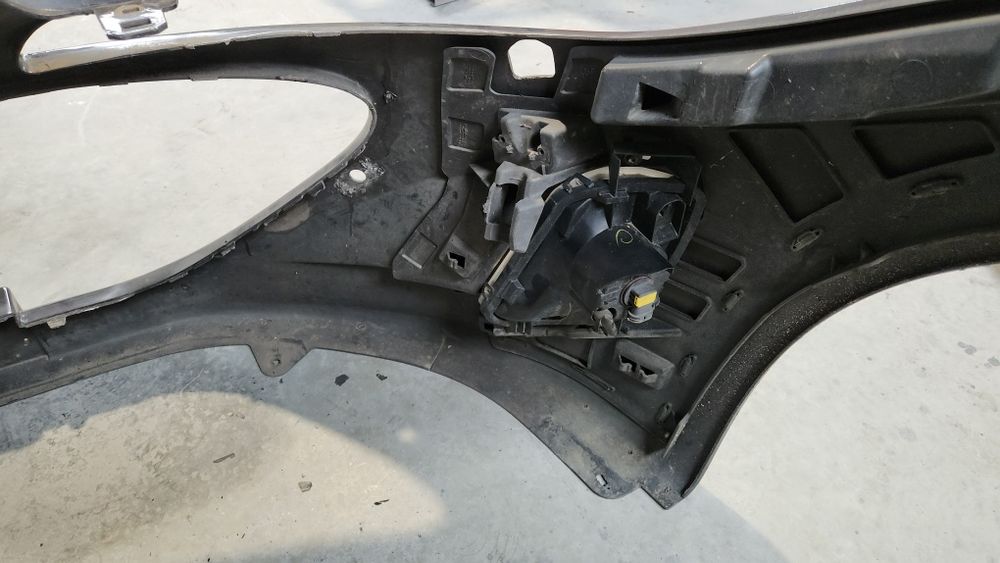 Bara de fata pegeout rcz 500 de lei negociabil