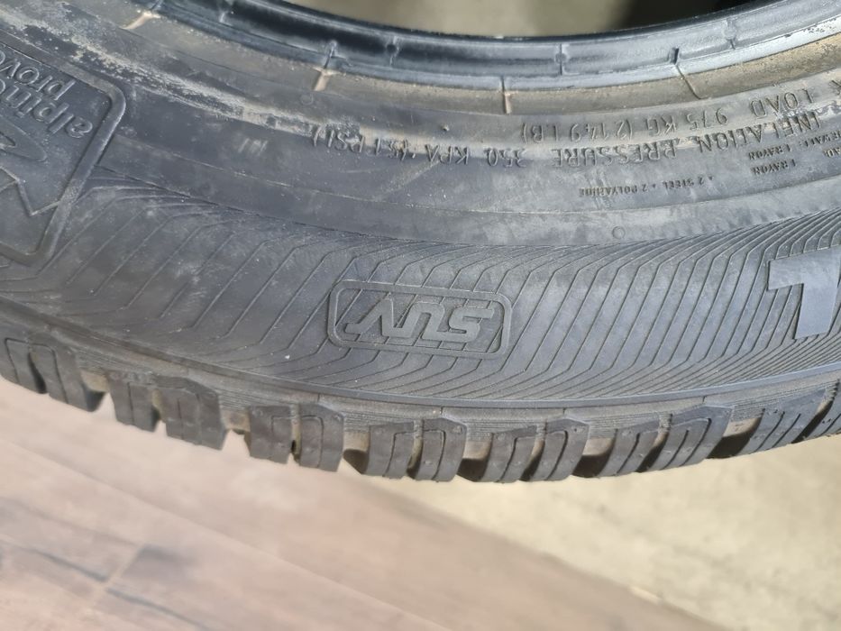 4бр.235/60/18 SEMPERIT