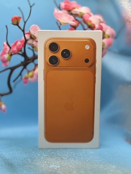 НОВ! Apple iPhone 17 Pro Max, 256GB, 5G, Cosmic Orange + адаптер Apple