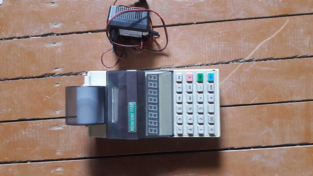 Kassa aparat merkuriy 115f holati yaxshi  karobka blok pitaniyalaribor