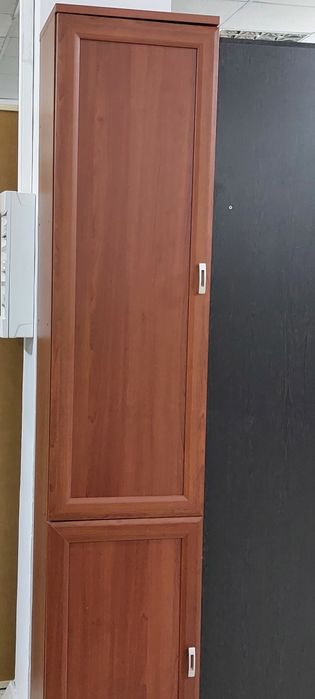 Мебель для дома:стол, кровать, шкаф