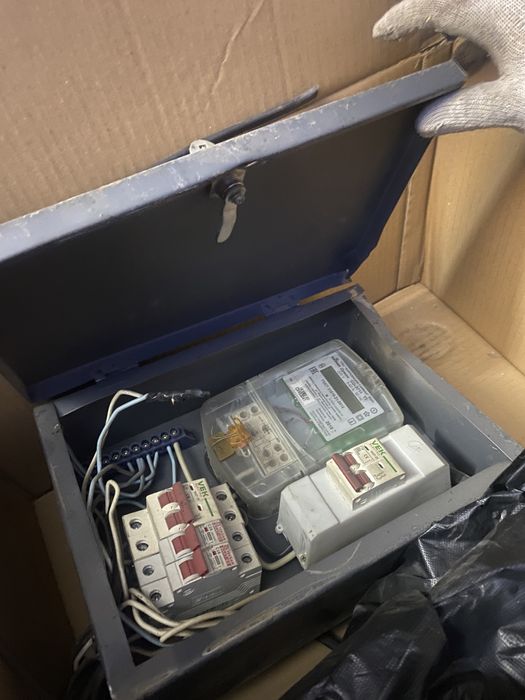 Счетчик для света в коробке