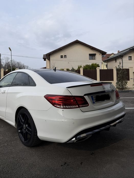 Mercedes E-Class Coupe Pachet AMG C207