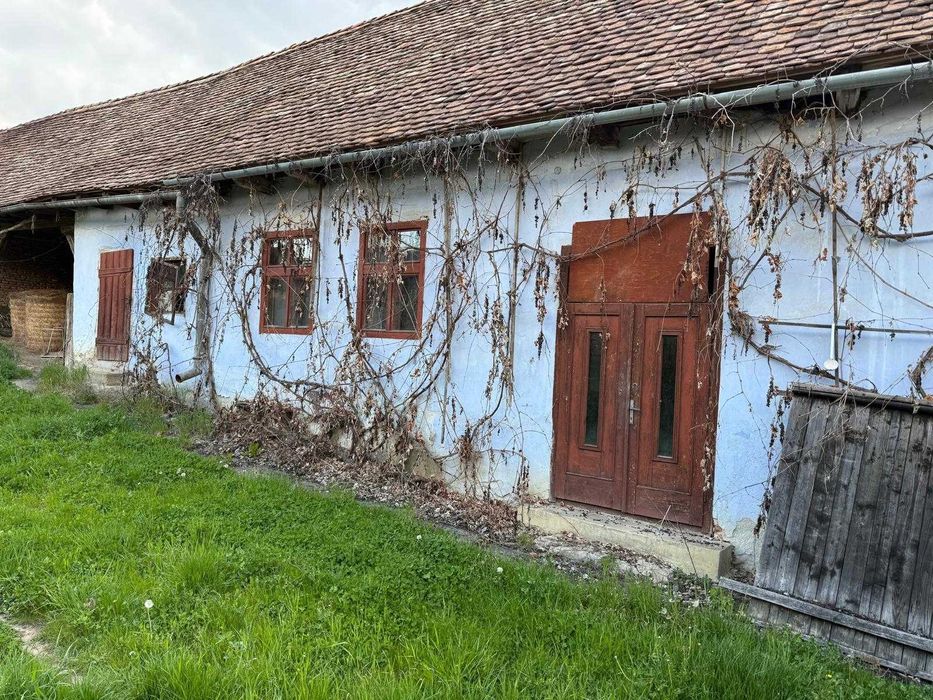 Casa de vanzare localitatea Ruja