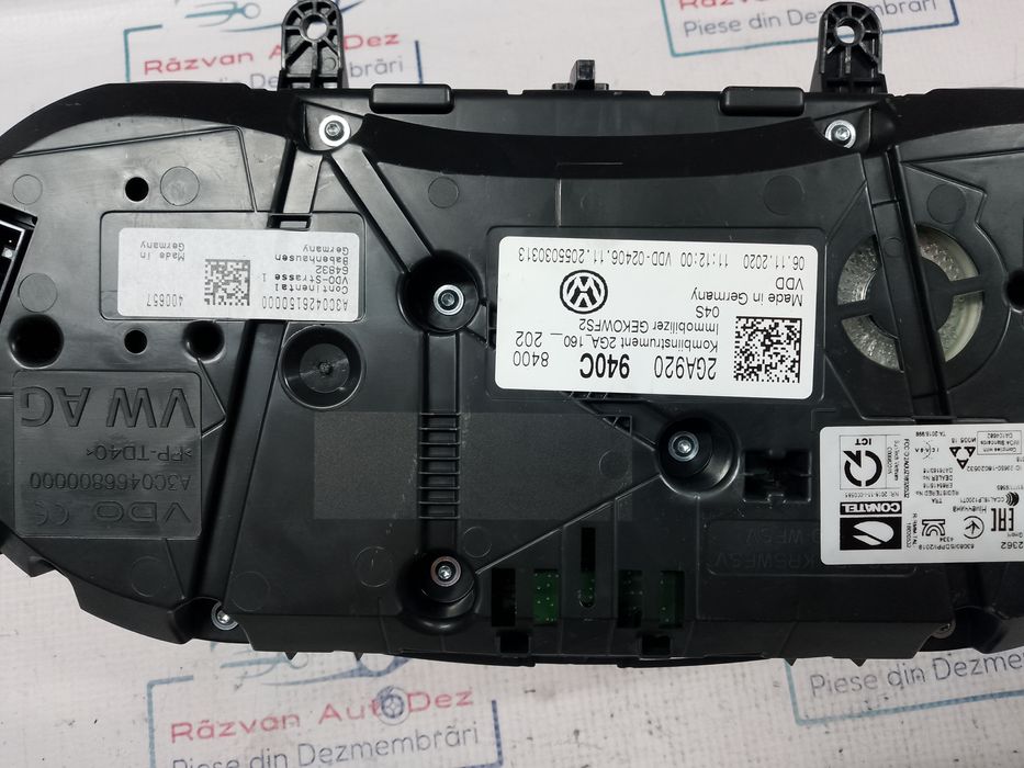 ceasuri bord uk  volkswagen t-roc  1.0 benzina 2020