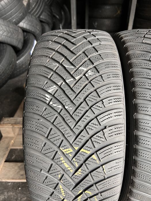2 anvelope 225/45/17 , Hankook , DOT 2022