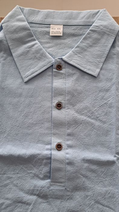 Подарявам мъжка блуза с къс ръкав