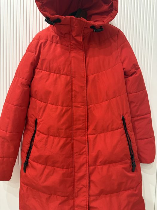 Пуховик от Colins