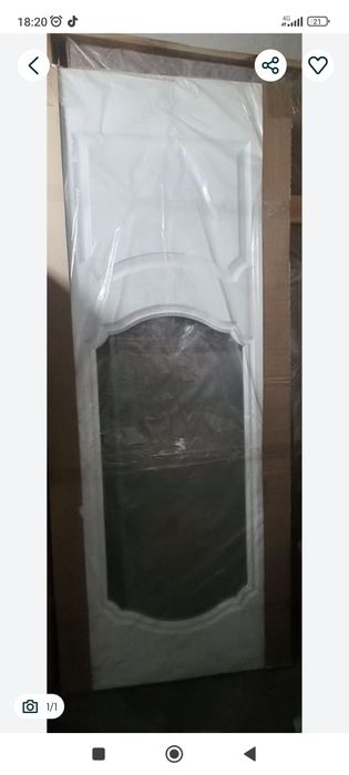 Продам новый белый дверь