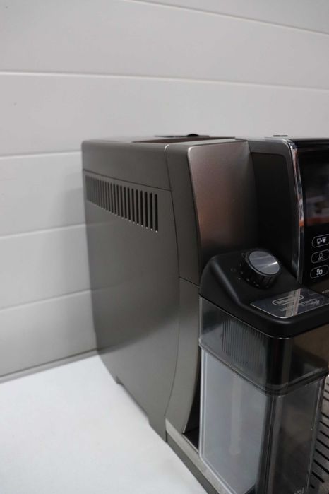 Кафемашина DELONGHI Dinamica Plus ECAM370.95 18 рецепти, кана за мляко