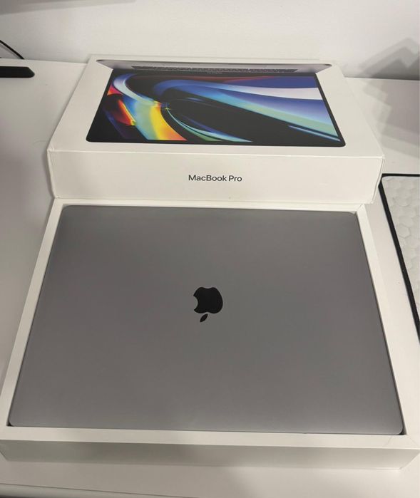 MacBook Pro 16” (2019) – i9 / 32GB RAM / 1TB SSD Bucuresti